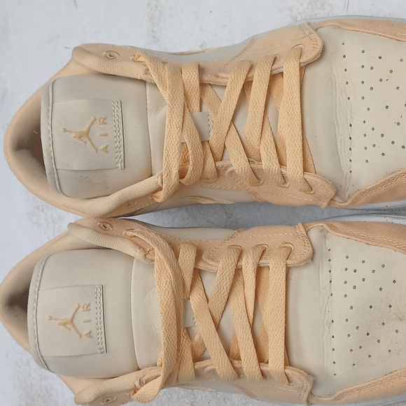 Jordan 1s - Picture 5 of 7